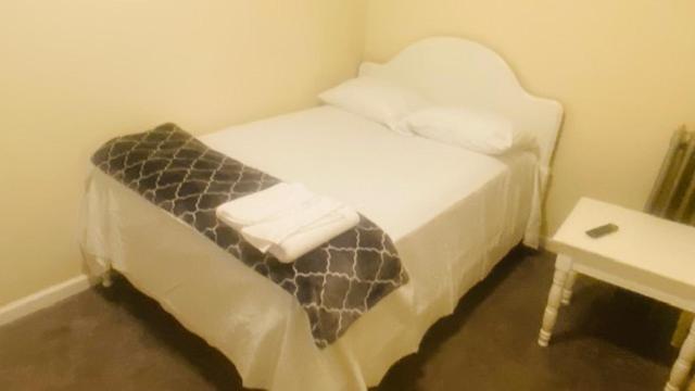 Minutes From Jfk, Beautiful Home With Peaceful, Cosy, Private Room ニューヨーク エクステリア 写真